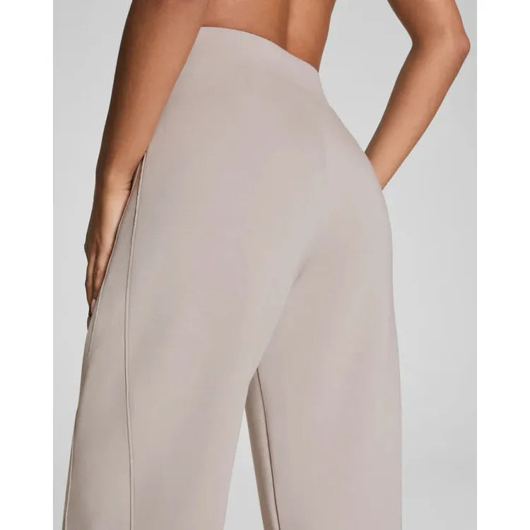 SPANX AirEssentials® Barrel Leg Pant