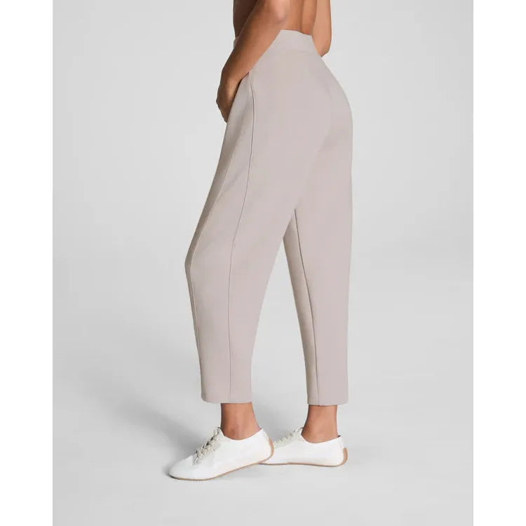 SPANX AirEssentials® Barrel Leg Pant