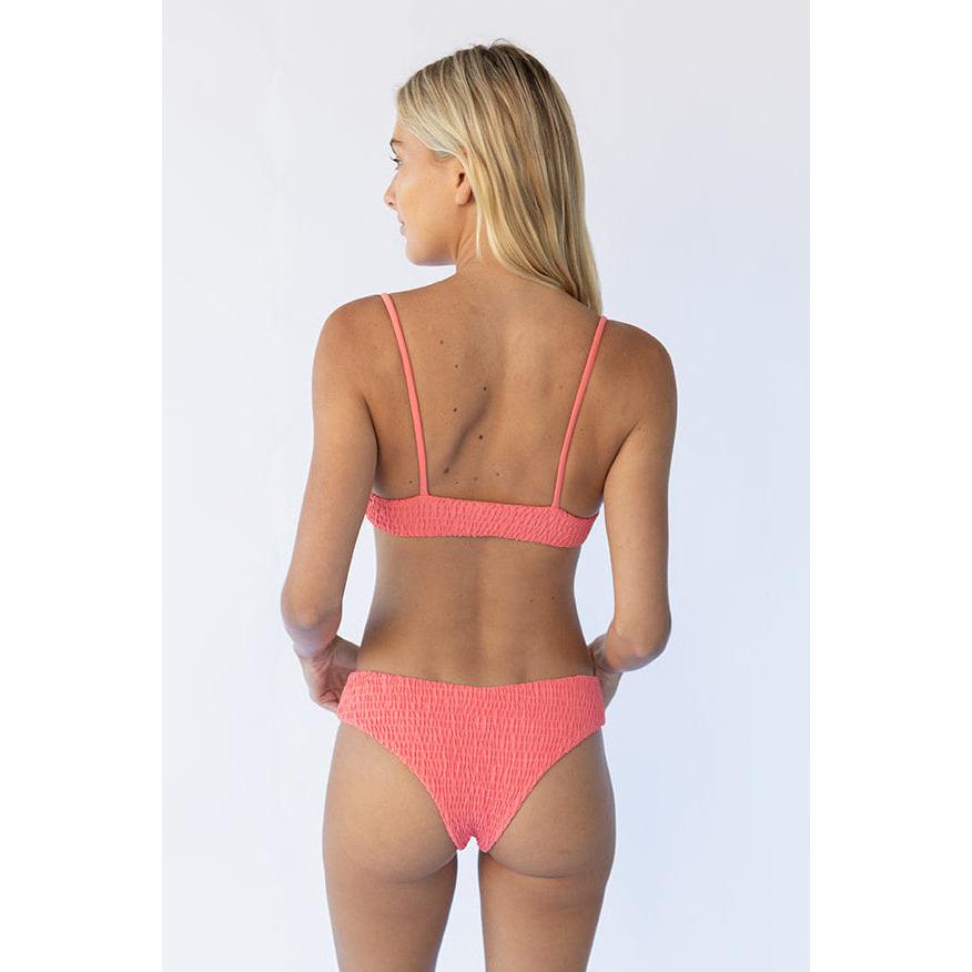 Lila Bottom