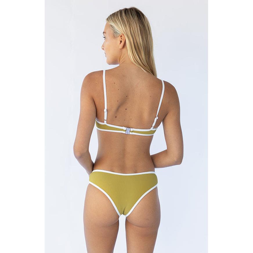 Lila Bottom