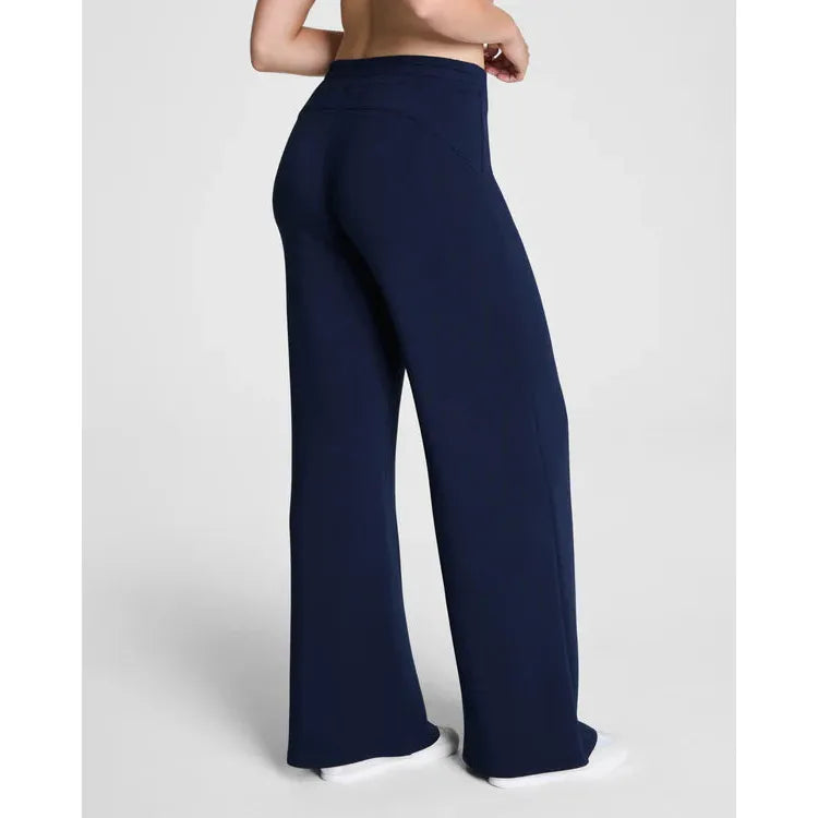 Petite SPANX AirEssentials® Wide Leg Pant