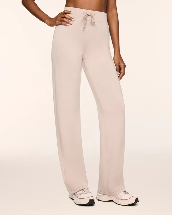 SPANX AirEssentials® Straight Leg Pant