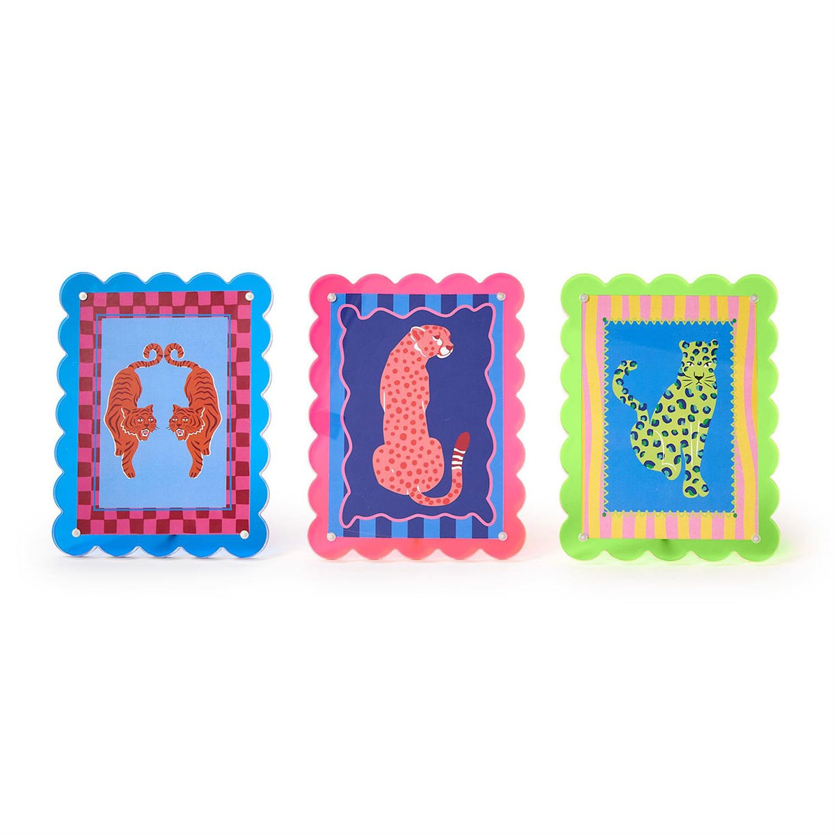 Scalloped Edge Photo Frame