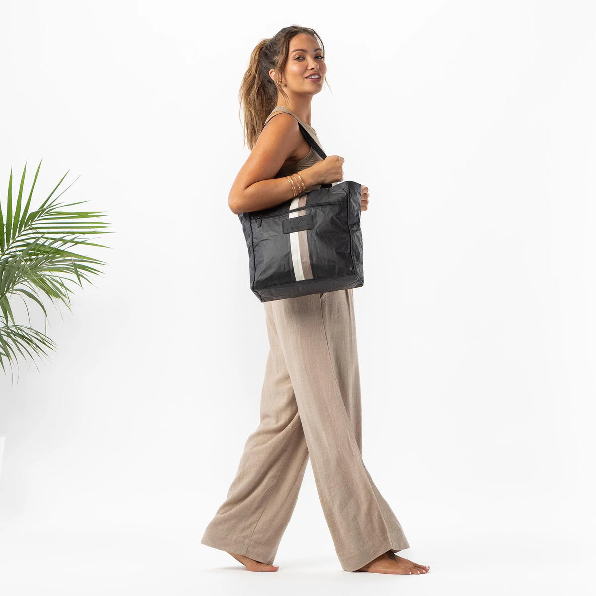 Le Voyageur Go To Tote