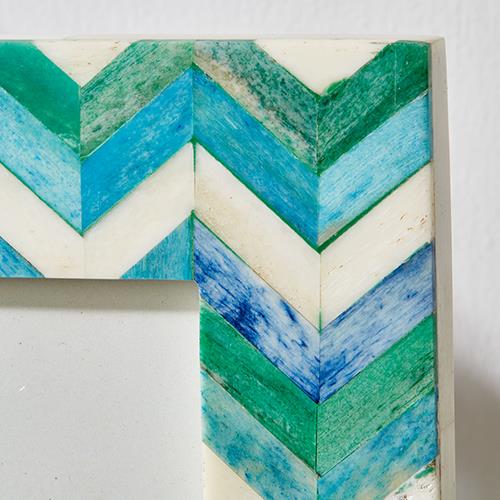 Multi Chevron Bone Frame