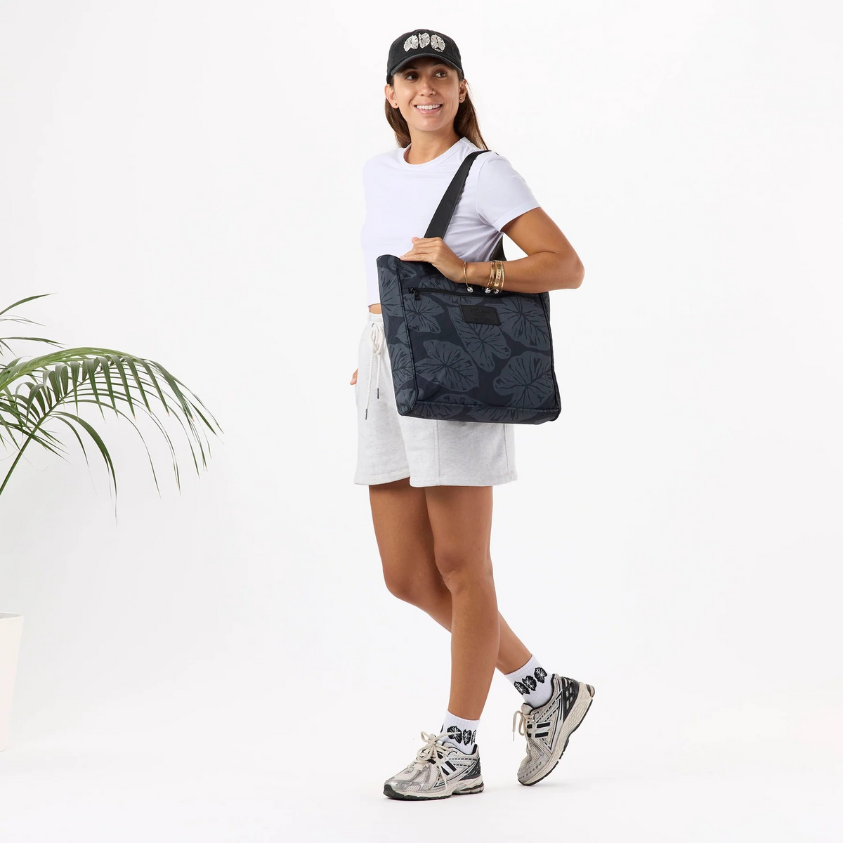 Keep it Light Holomua Daily Tote