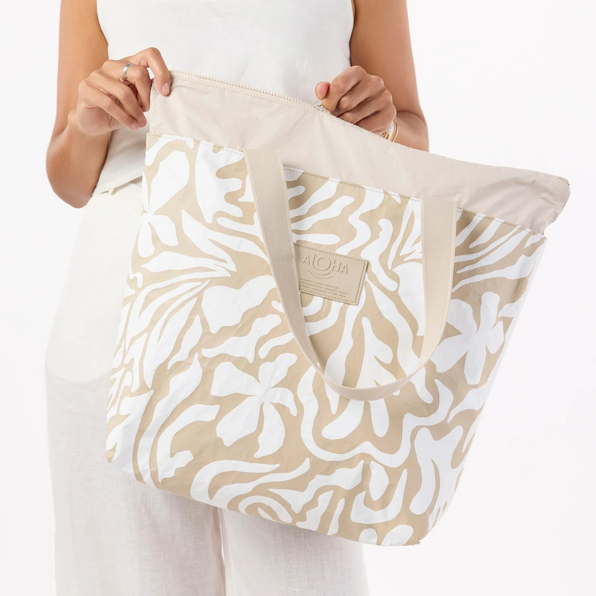 Latte Float Day Tripper