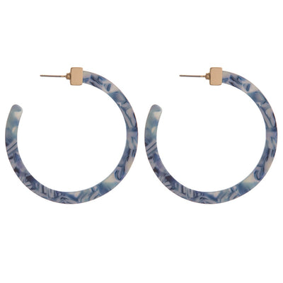 Acetate hoop earrings with gold square